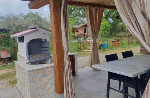 Bassano in Teverina Apartment | Villa Vacanze Valentina - Apartment A - Apartment in villa with swimming pool
