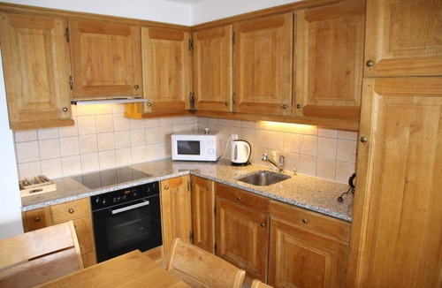 Nendaz Apartment | Welcoming apartment with views