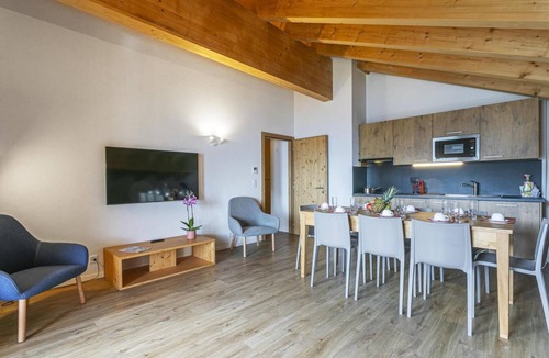 La Tzoumaz Apartment | Wi-Fi, 50 meters from downtown, patio, balcony, TV, 72–85 square meters, La Tzoumaz