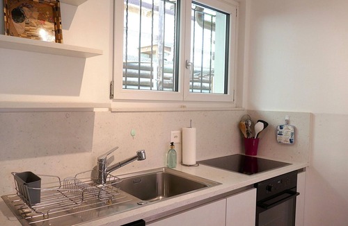 Semione House | Wonderful private villa for 4 guests with WIFI, TV, patio, pets allowed and panoramic view