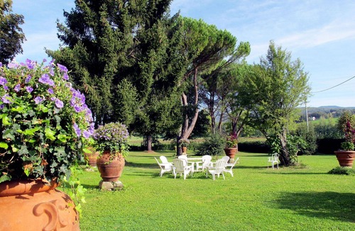 Porrena Villa | Wonderful private villa with WIFI, private pool, TV, patio, pets allowed and panoramic view