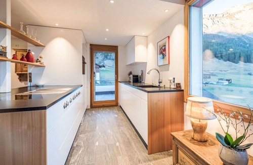 Flims House | Wonderful villa for 7 people with WIFI, TV and patio