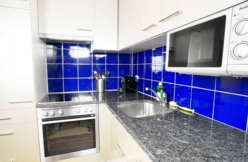 Oerlikon Apartment | ZH Blueberry lll - Oerlikon HITrental Apartment by Interhome