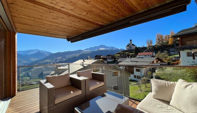 2.5-room apartment with a view to fall in love with - furnished