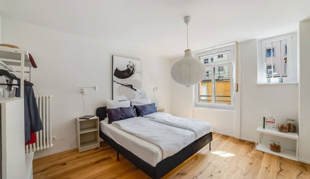 2.5 rooms in a central top location and very bright
