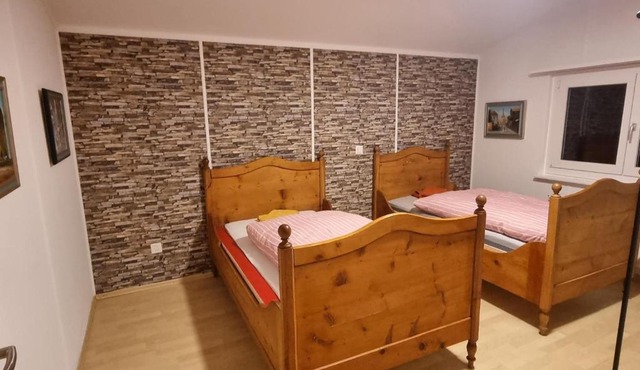 24-7 Rooms