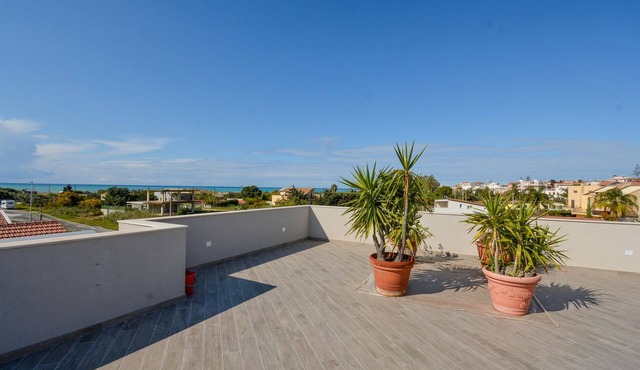 3 bedroom gorgeous apartment in Marina di Modica