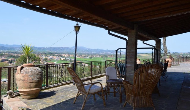 3 bedrooms appartement with shared pool furnished garden and wifi at Torgiano
