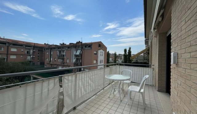 A53 – Ancona, two-bedroom apartment with private parking and air conditioning in Ancona