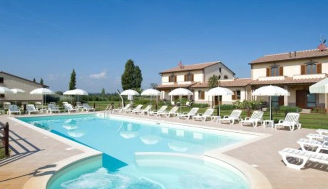 Agriturismo Le Rondini- APARTMENT WITH BALCONY