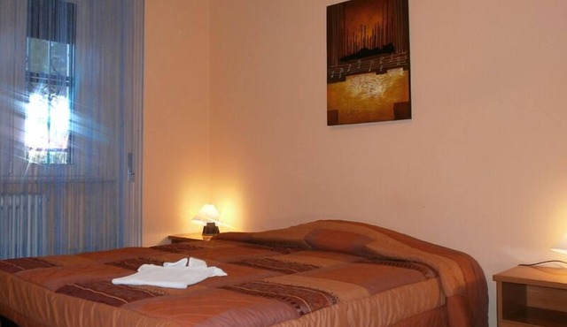 Airport Pisa Rooms