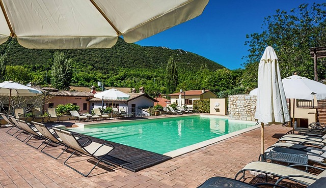 Amazing apartment in Foligno with WiFi