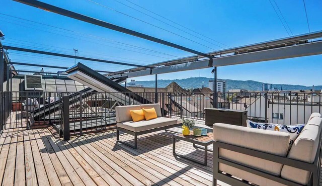 AN EXCEPTIONAL BLEND OF ELEGANCE, COMFORT WITH BREATHTAKING ROOFTOP TERRACES