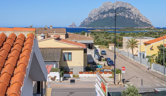 Apartment 'Bella Vista Su Tavolara 4' with Tavolara View, Wi-Fi and Air Conditioning