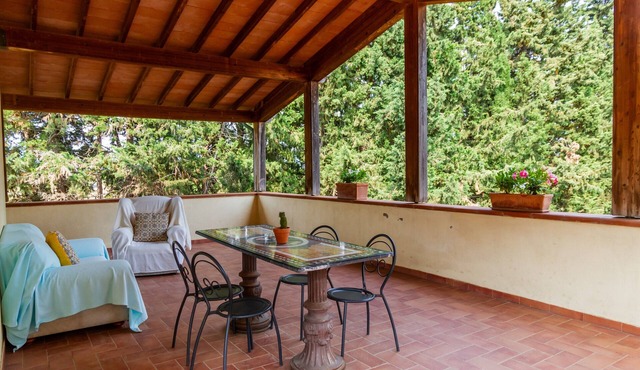 Apartment 'Calasole' with Shared Pool, Wi-Fi and Air Conditioning