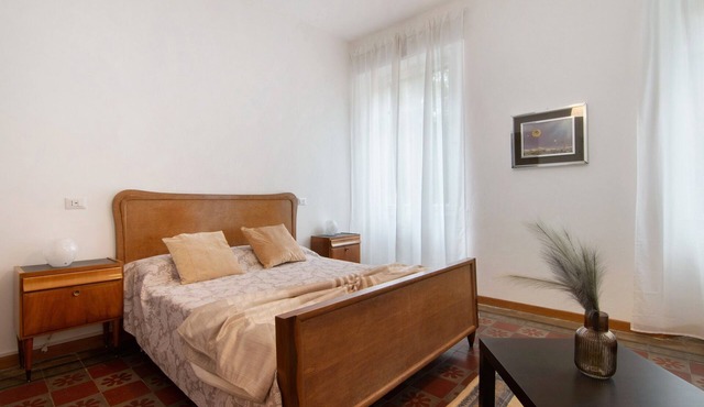 Apartment 'Francesco' 1of4 of Villa Paruzzi 6 Min To Lake Como