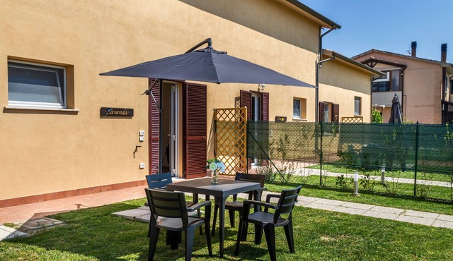 Apartment 'Lavanda' with Private Terrace, Wi-Fi and Air Conditioning
