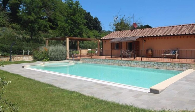 Apartment Mulino della Rivolta with shared pool in Colognole