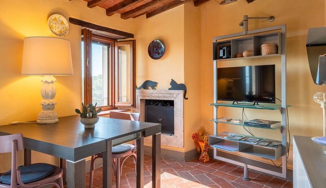 Apartment 'Piccolo Rustico' with Mountain View, Wi-Fi and Air Conditioning
