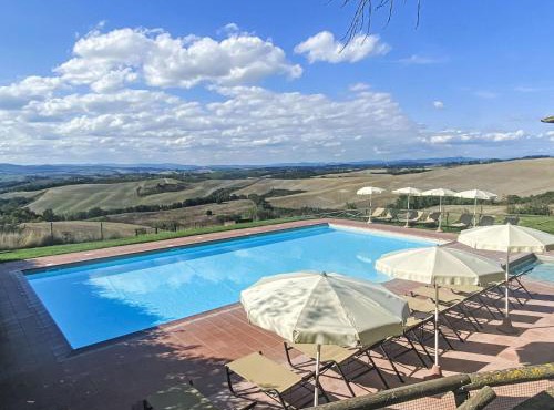 Apartment Torrenieri by Interhome