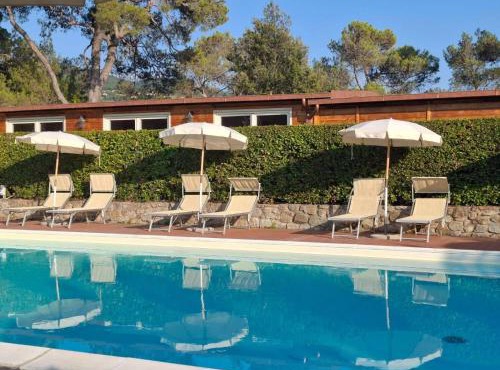 Appartamento con Piscina e Giardino