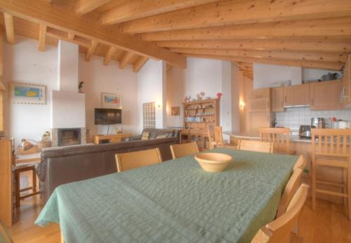 Appartement Domaine des Alpes 6 a Anzere avec vue sur les Alpes