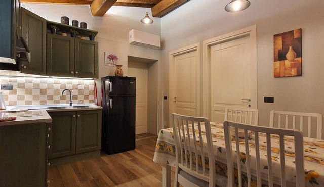 Aurora apartment 100 m from the center in San Gimignano