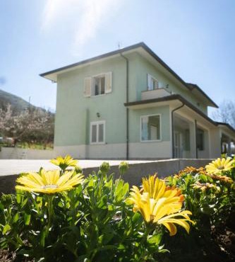 B&B SARDES