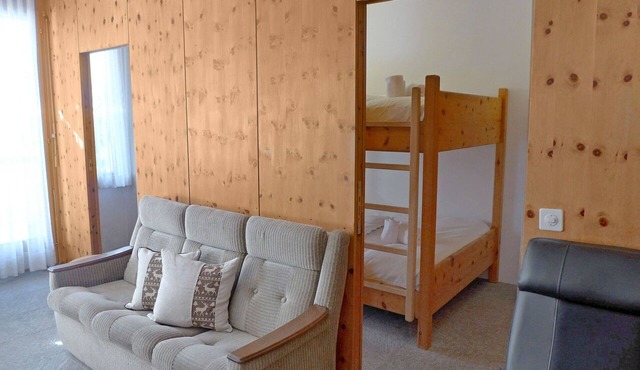 Beautiful apartment for 4 people with WIFI, TV, balcony and pets allowed