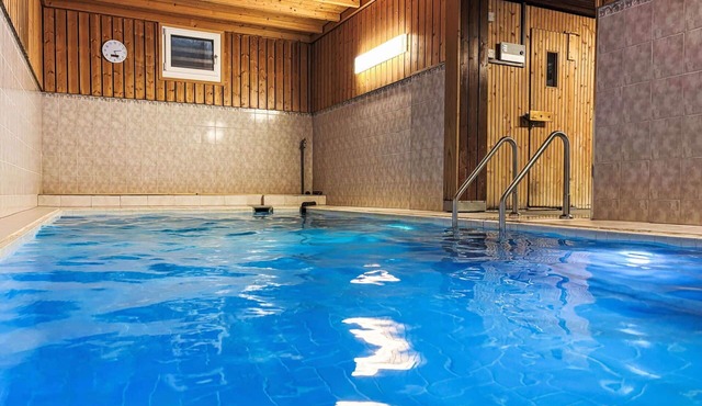 Beautiful apartment for 7 people with WIFI, pool, TV, balcony and panoramic view