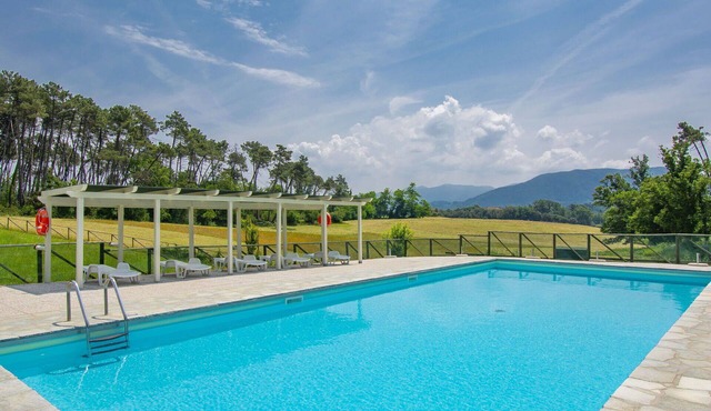 Beautiful apartment for 4 guests with pool, A/C, TV, patio, pets allowed and panoramic view