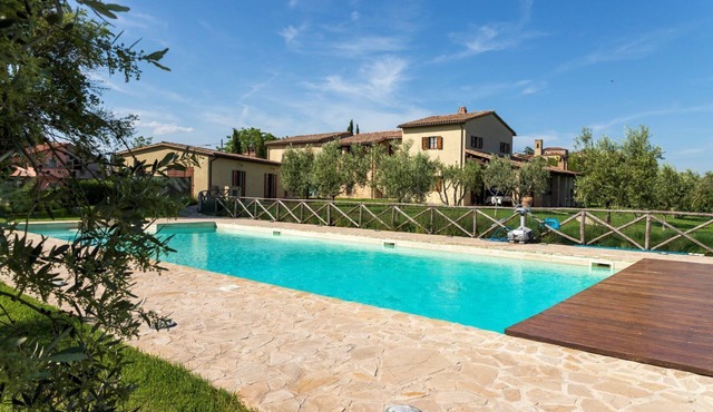 BEAUTIFUL FAMILY VILLA WITH A/C, LARGE HEATED POOL AND STUNNING VIEWS