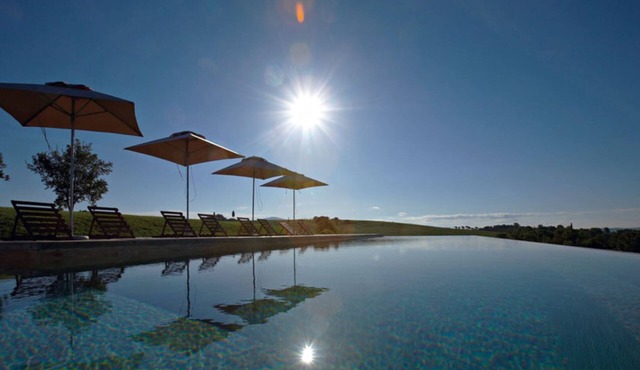 Beautiful modern villa with swimming pool