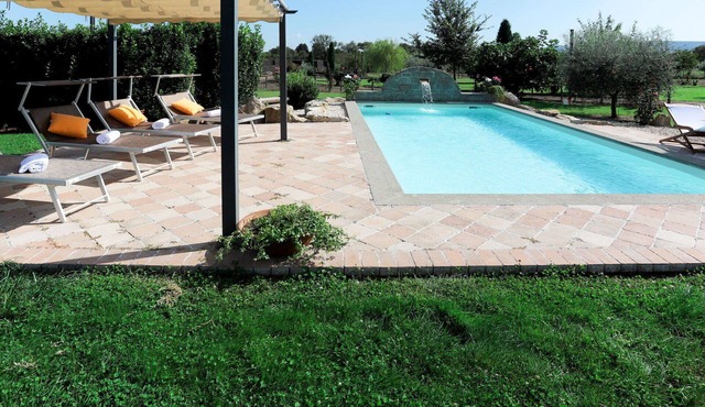 Beautiful private villa for 5 guests with WIFI, A/C, private pool, TV, terrace and panoramic view