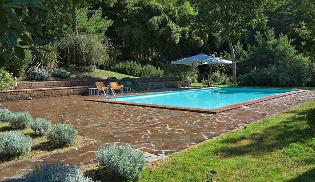 Bezaubernde Wohnung im Schloss mit Schwimmbad by Interhome in Castel Cellesi