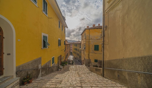 BILOCALE NEL CENTRO DI PORTOFERRAIO