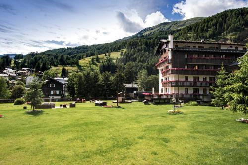 Breithorn Lodge
