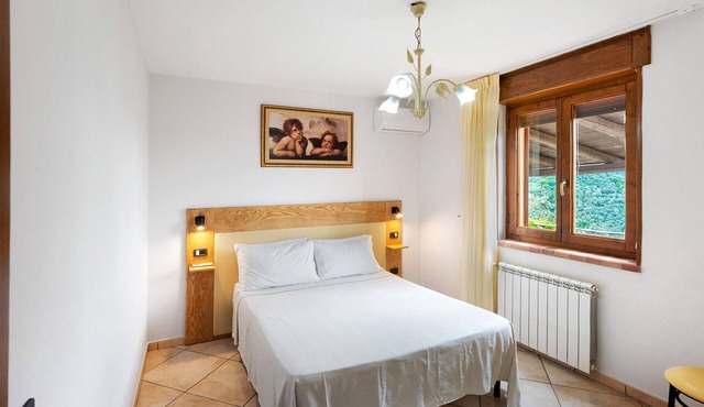 Cabin 'La Casa Del Fattore' with Mountain View, Wi-Fi and Air Conditioning