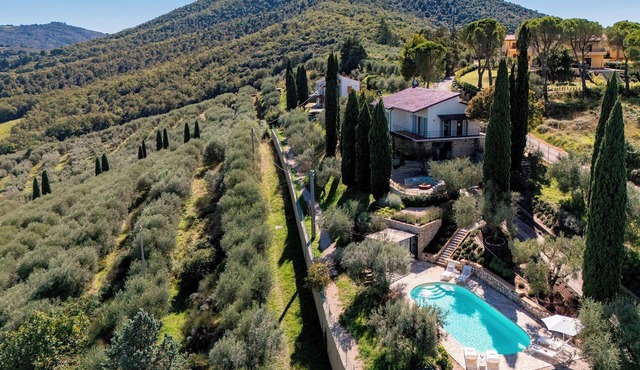 Casa dei Fiamminghi 10+2, Emma Villas