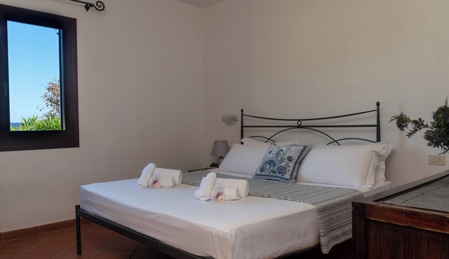 Casa EOS - Two Bedroom Apartment, Sleeps 4