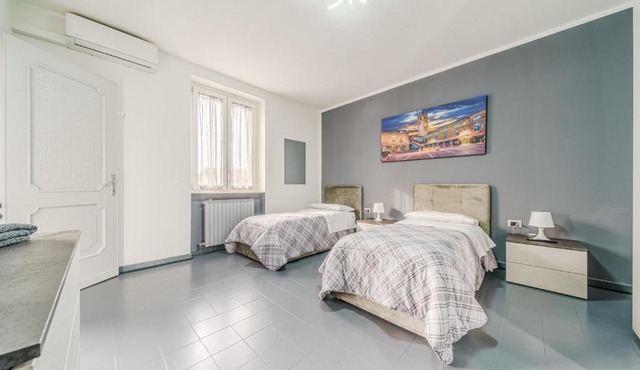 Casa Francesco - close to the airport & private parking