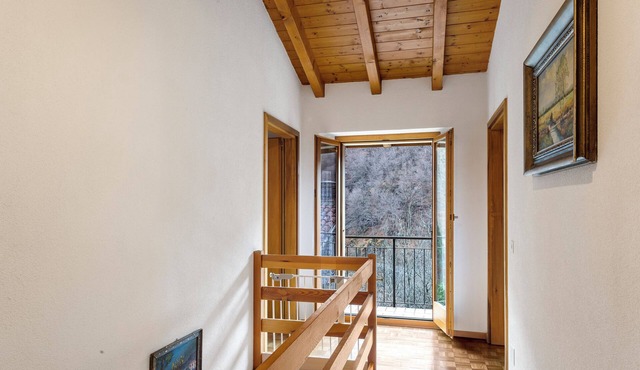 Casa Lara: Cosy Alpine Home Near Lugano + Garden