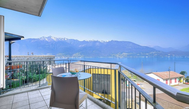 Casa Zaira 2 3BR in Caviano Gambarogno, Caviano, Switzerland