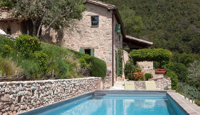 CASALE BELLAVISTA, superb views, private pool