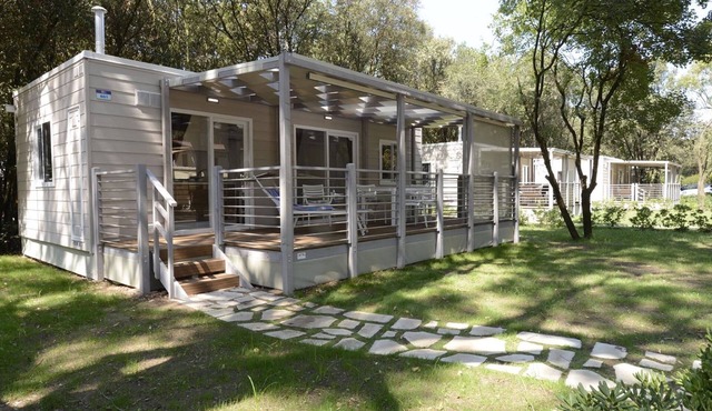 Chalet in Baia Domizia with Private Beach