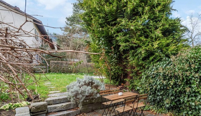Charming Home for Flexible Weekly/Monthly Rent