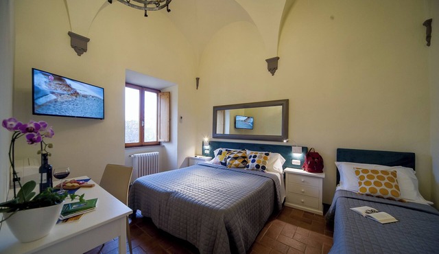 Chiostro delle Monache Hostel Volterra