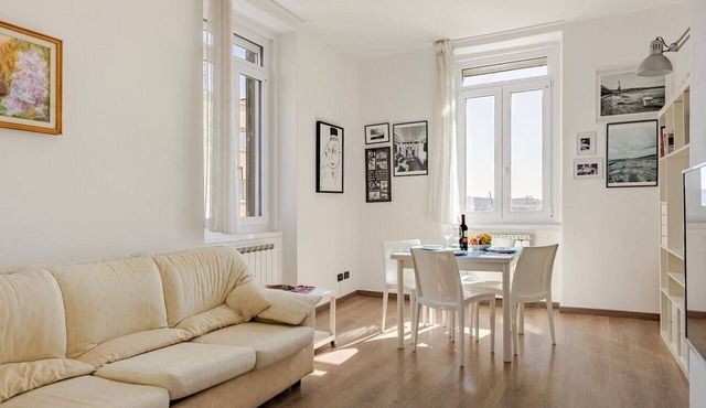 Comfort & Space with Parking Near the Center of Trieste