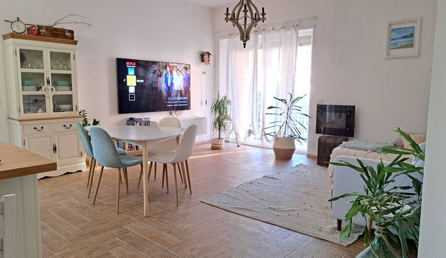 Cozy accommodation near the metro and the historic center