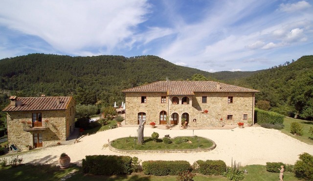 Delightful villa in the heart of Tuscany